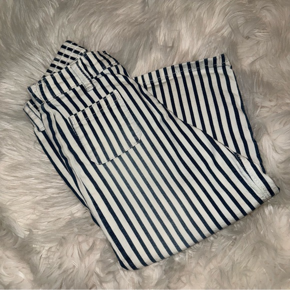 Gymboree outfit for toddler girl (size 2T) - Picture 8 of 9